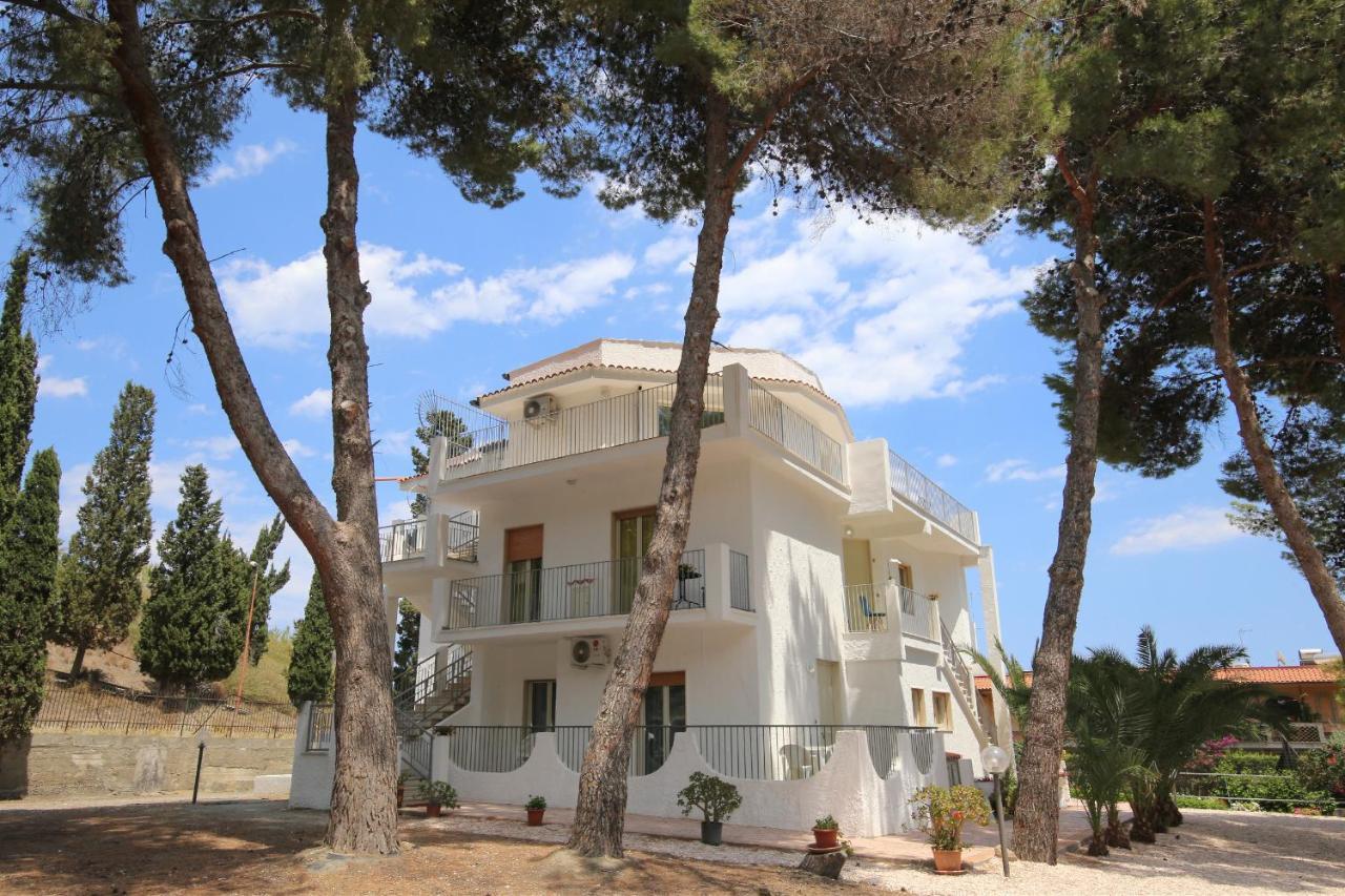 Villa Aurora Giardini Naxos Exterior foto