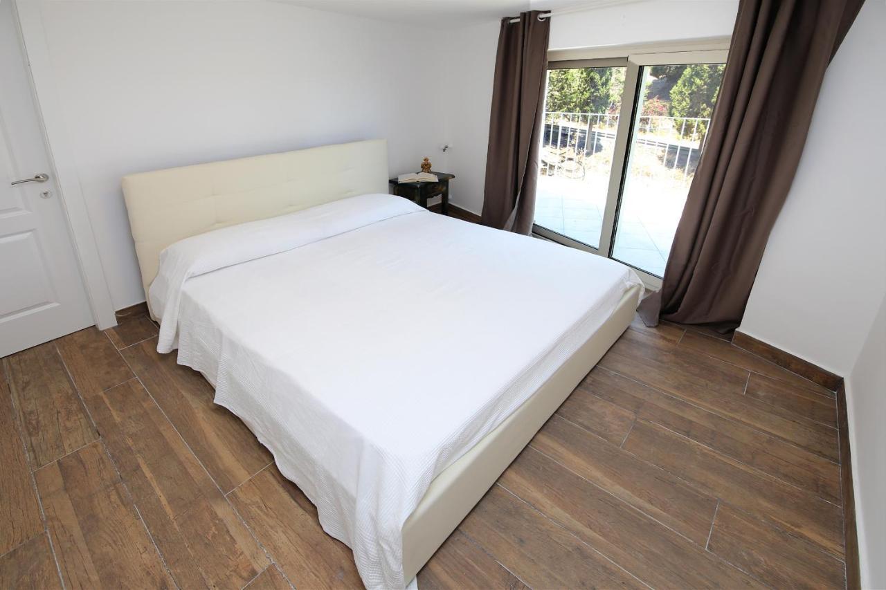 Villa Aurora Giardini Naxos Exterior foto